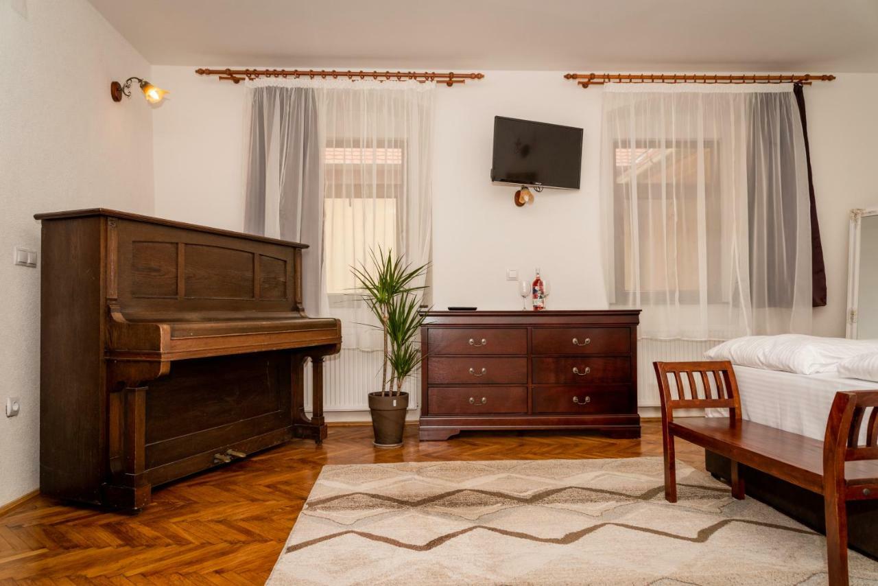 Musik Apartments Old Town Sibiu Bagian luar foto