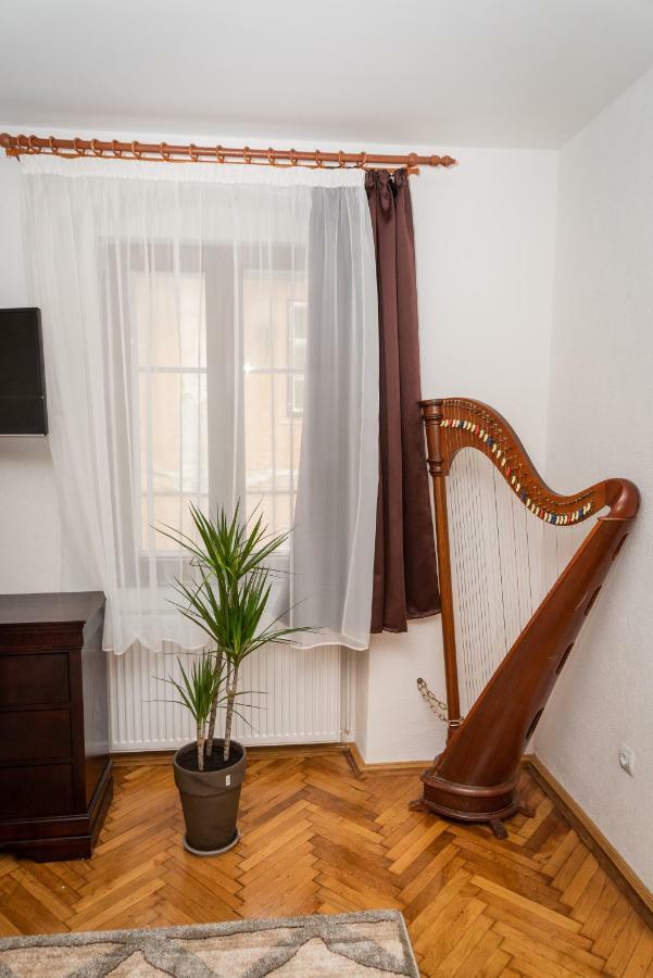 Musik Apartments Old Town Sibiu Bagian luar foto