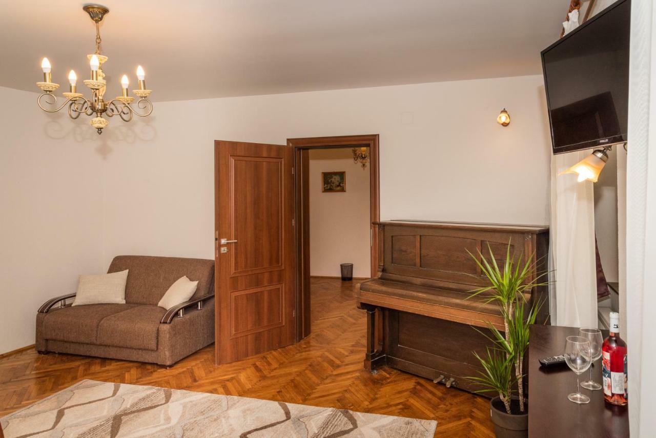 Musik Apartments Old Town Sibiu Bagian luar foto
