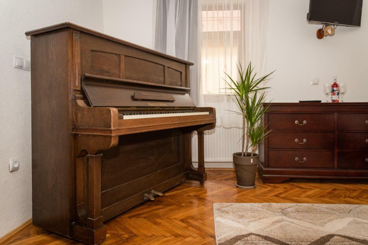 Musik Apartments Old Town Sibiu Bagian luar foto